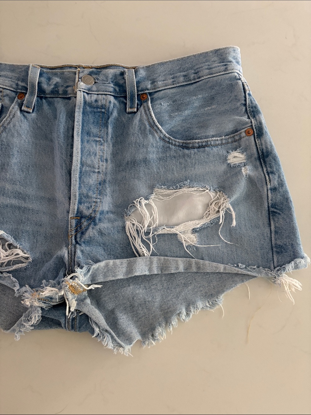 Levis 501 Original High Rise Distressed Denim Shorts Medium Wash Blue size 30 - Picture 3 of 10